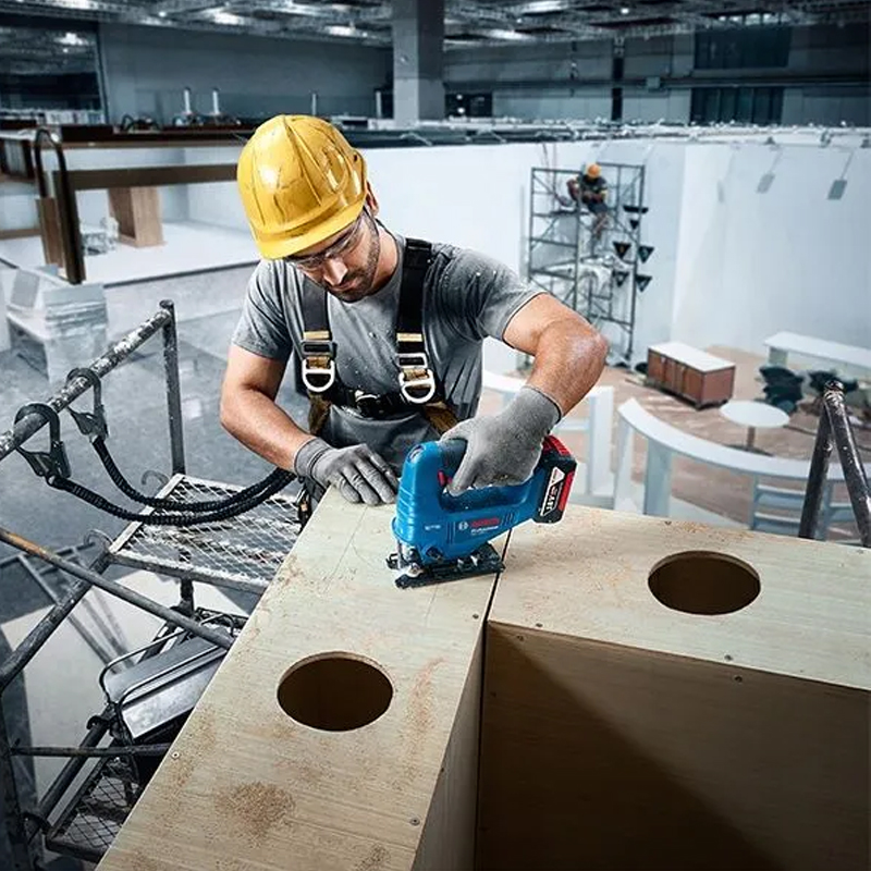 ボッシュ GST 183-LI プロフェッショナル電動ジグソ - Woodworking Electric Saw のレビューと価格