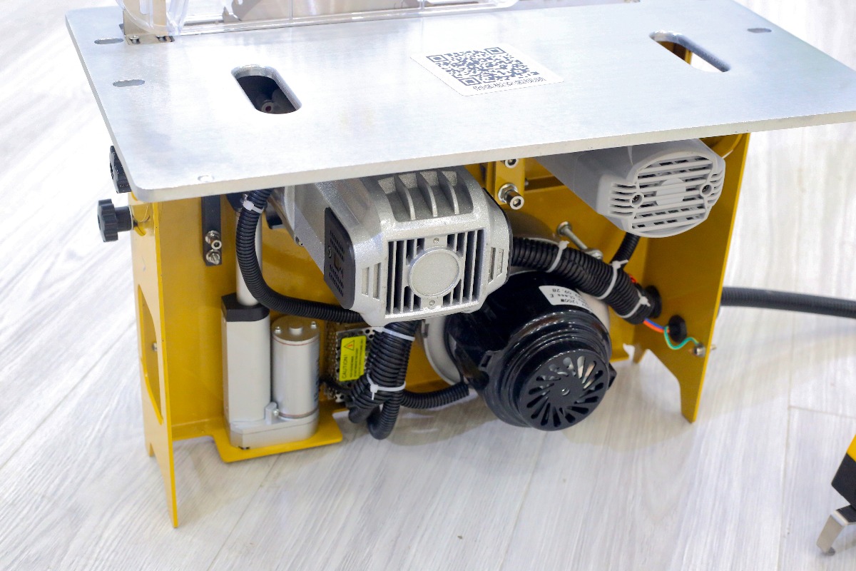【工場価格】水平式ダストフリー複合木材テーブルソー（自動昇降 - Woodworking Machinery のレビューと価格